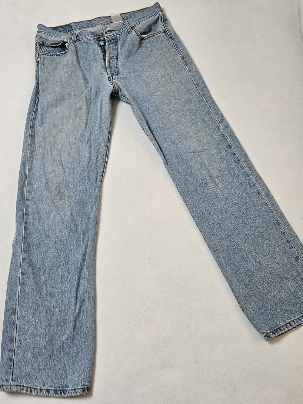 Vintage Levi's 501-0134 Jeans Men's W36 L34 Made in USA Dec 2005 Light Wash